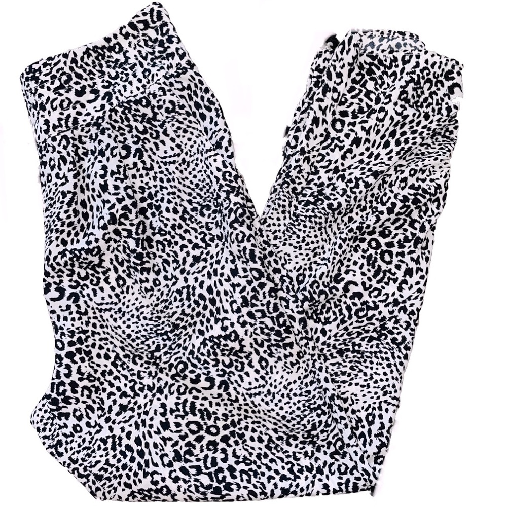 4 Sienna High Waist B&W Leopard Joggers